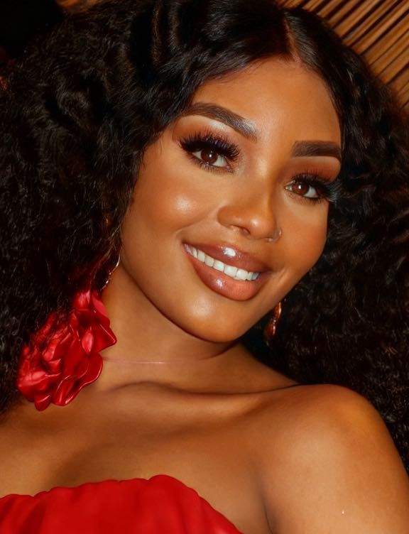 viva-huang(黑人女模）