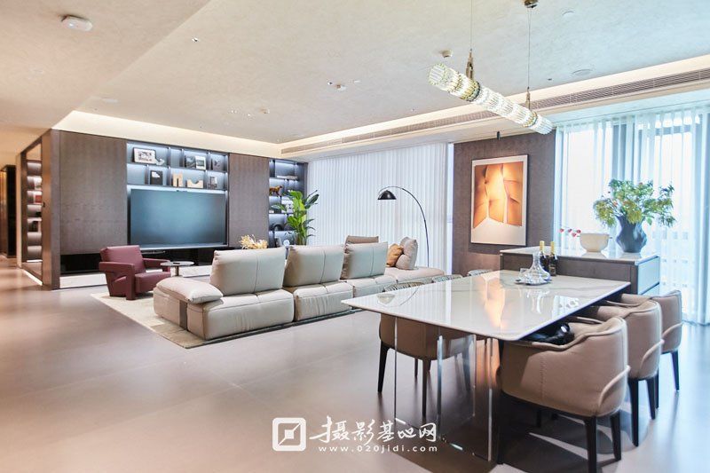 不一样